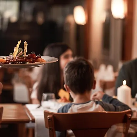 Goldener Schluessel 3*