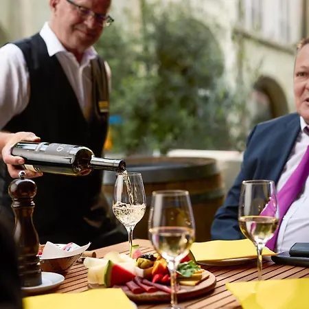 Goldener Schluessel Hotel 3*