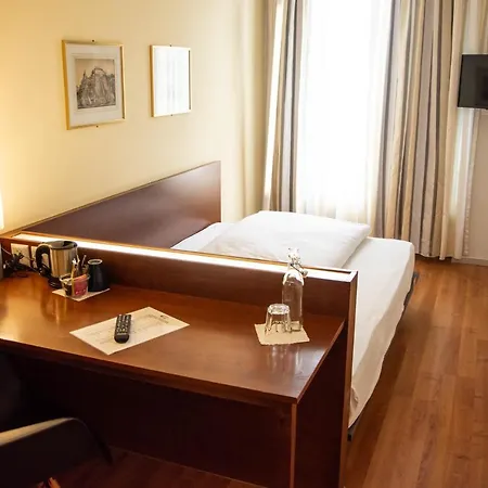 Goldener Schluessel Hotel Berno
