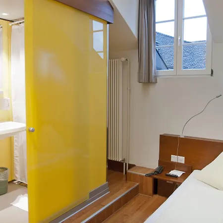 Goldener Schluessel Готель 3*