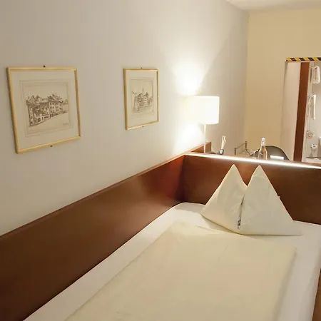 Goldener Schluessel Hotel 3*