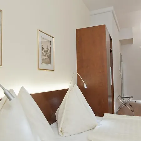 Goldener Schluessel Hotel Berno